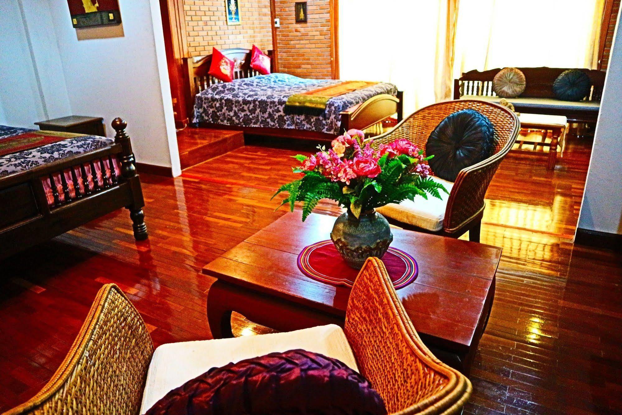 Mirrisa Nimman Hotel Chiang Mai Exterior foto